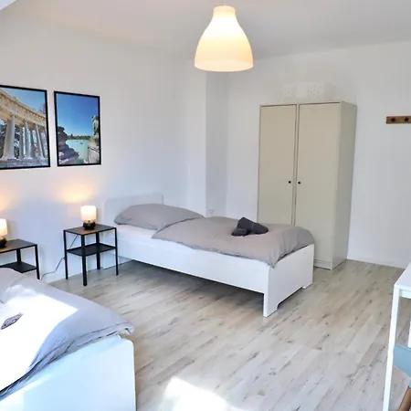 Bege Working Hub Apartment *